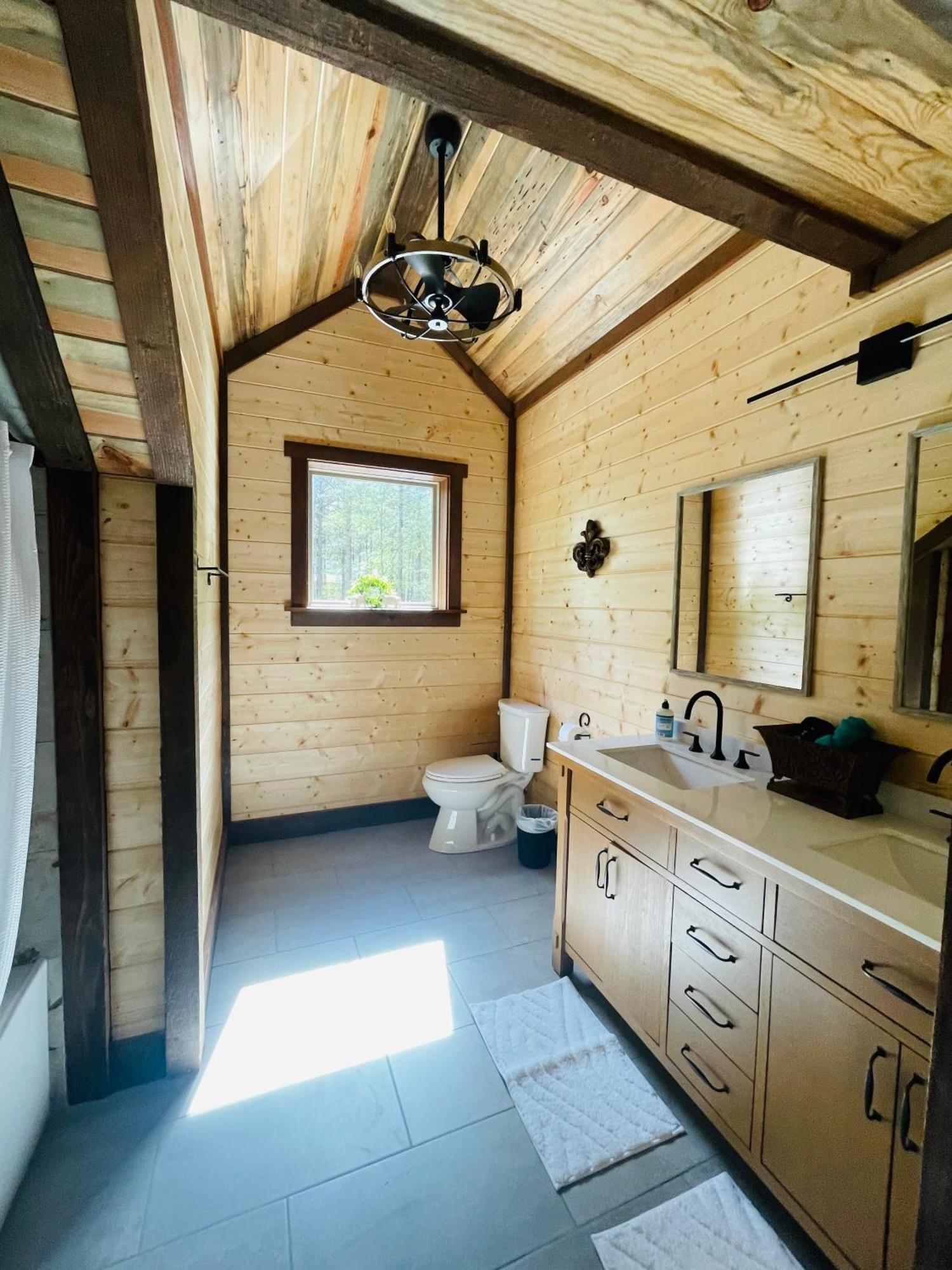 Wolf Creek Luxury Cabin Broken Bow Exterior photo