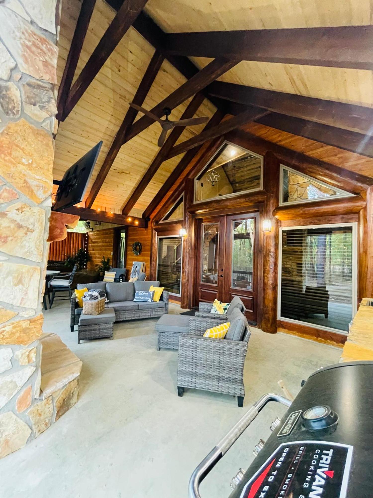 Wolf Creek Luxury Cabin Broken Bow Exterior photo