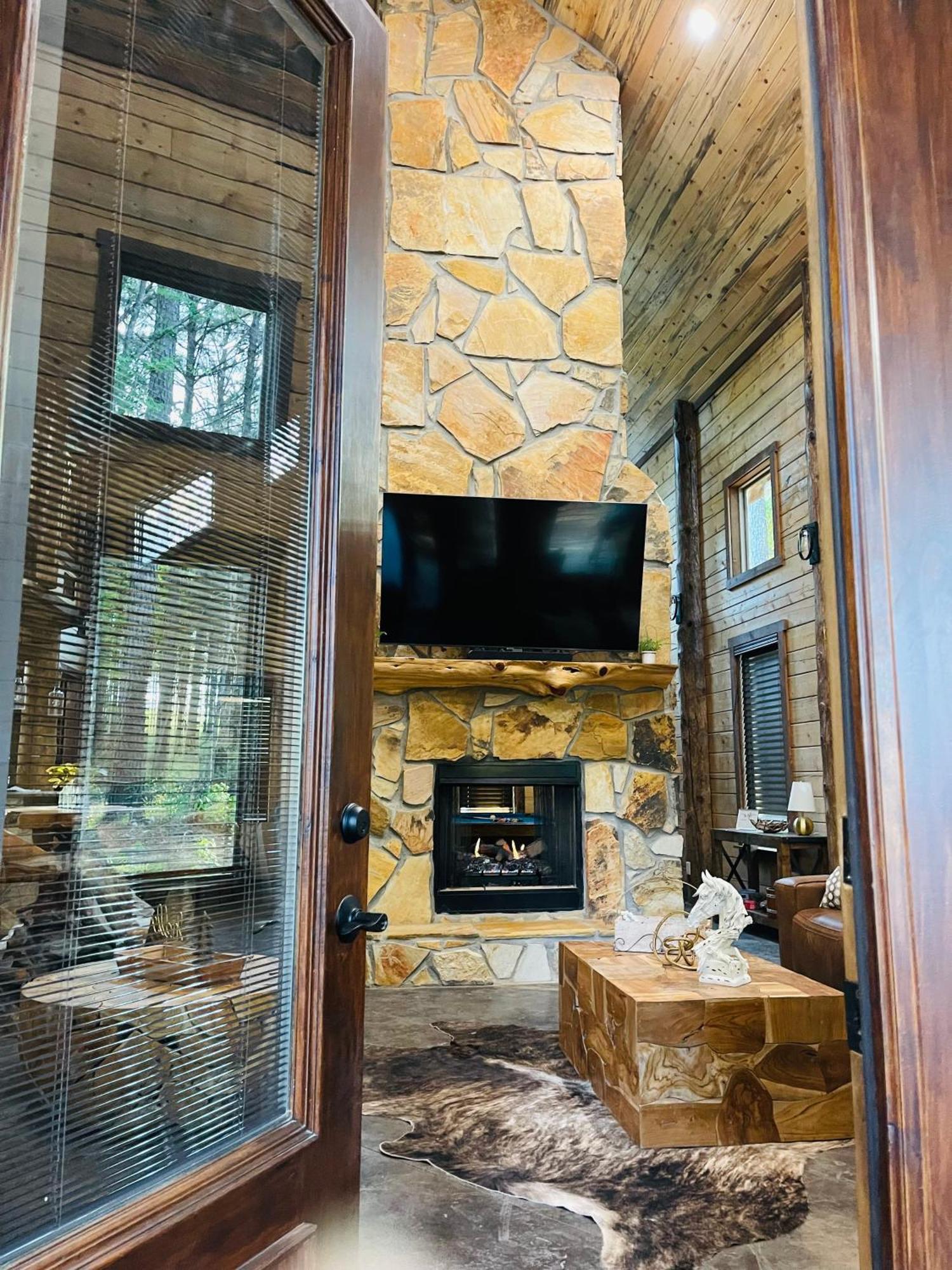 Wolf Creek Luxury Cabin Broken Bow Exterior photo