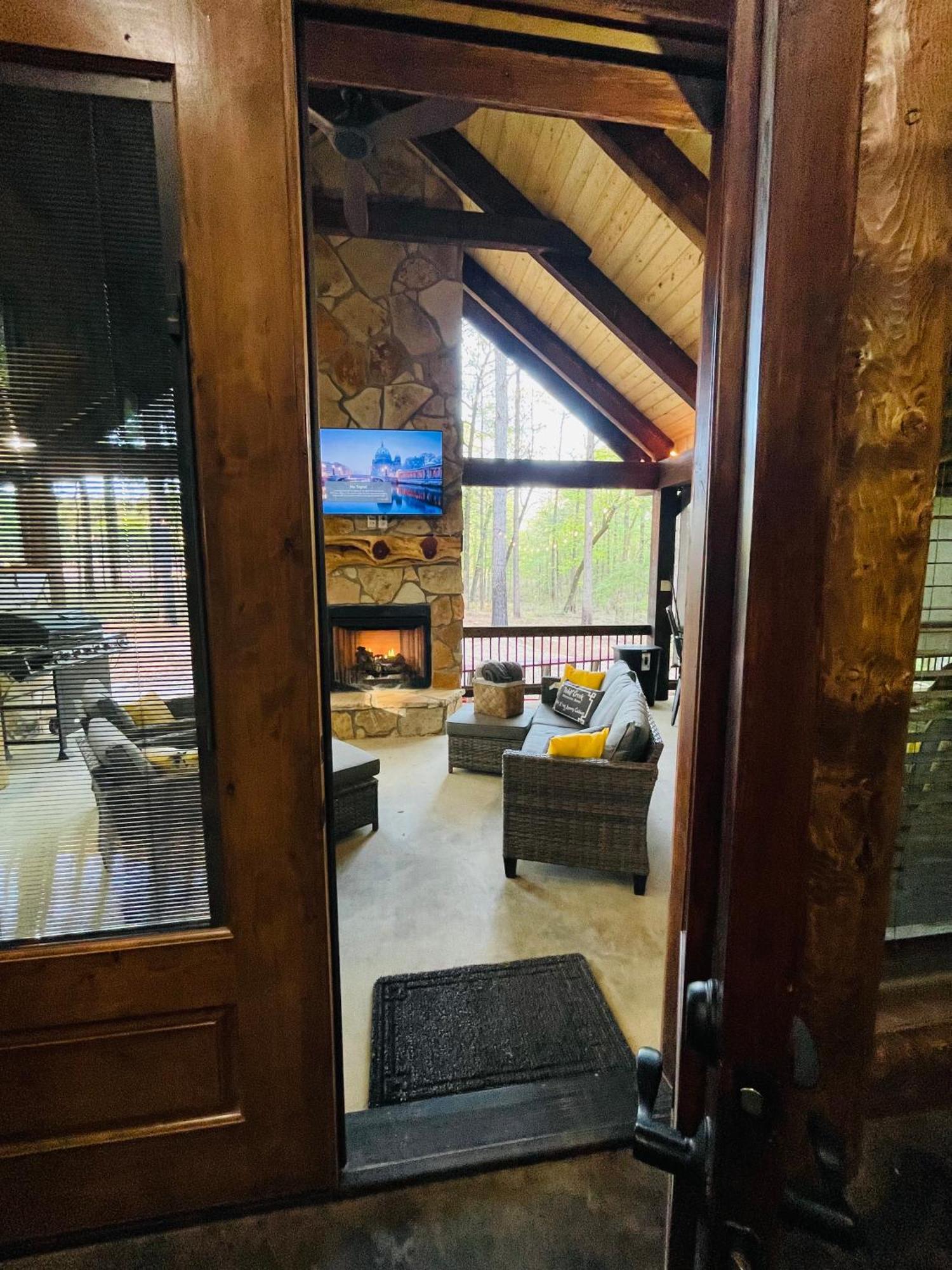 Wolf Creek Luxury Cabin Broken Bow Exterior photo